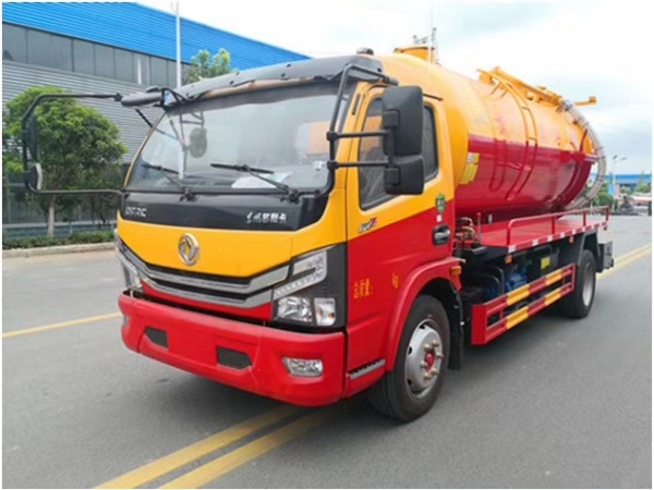 東風(fēng)大多利卡8方 清洗吸污車(一體罐) 東風(fēng)大多利卡8方 清洗吸污車(一體罐)