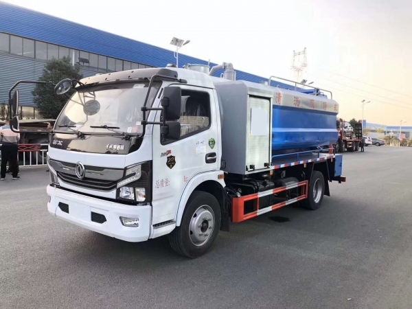東風(fēng)K7凱普特3.6水/4.8塵 8噸清洗吸污車(國六) 東風(fēng)K7凱普特3.6水/4.8塵 8噸清洗吸污車(國六)