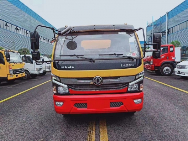 東風(fēng)大多利卡8方 清洗吸污車(一體罐) 東風(fēng)大多利卡8方 清洗吸污車(一體罐)