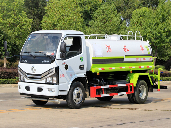 國六東風(fēng)小多利卡5噸灑水車 國六東風(fēng)小多利卡5噸灑水車