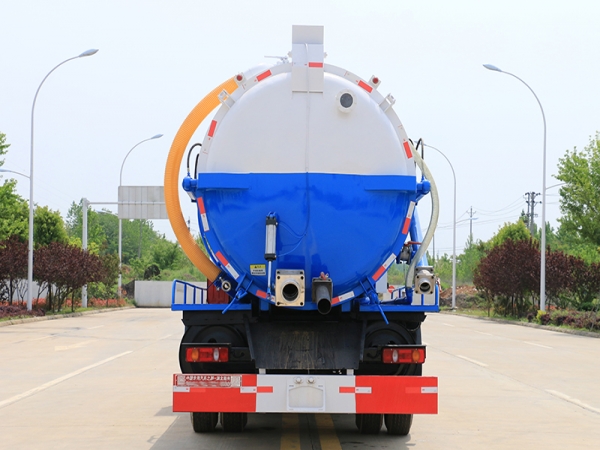 國(guó)六東風(fēng)天錦 15方 清洗吸污車 國(guó)六東風(fēng)天錦 15方 清洗吸污車