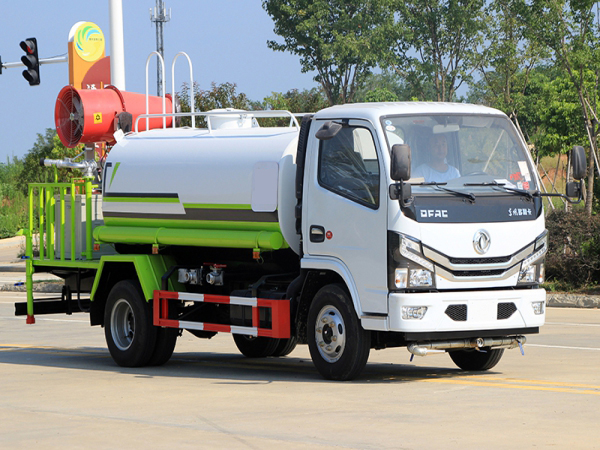 國(guó)六小多利卡 5噸 噴霧車 國(guó)六小多利卡 5噸 噴霧車