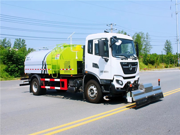 國(guó)六東風(fēng)天錦9方路面清洗車 國(guó)六東風(fēng)天錦9方路面清洗車