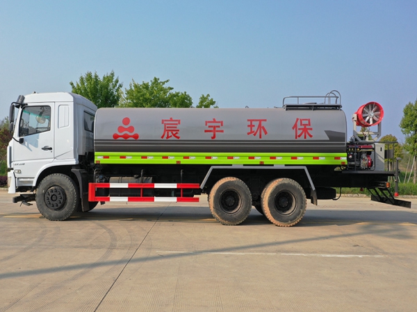國(guó)六D3L后八輪 20噸 噴霧車 國(guó)六D3L后八輪 20噸 噴霧車