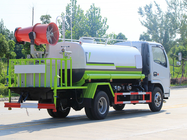 國(guó)六小多利卡 5噸 噴霧車 國(guó)六小多利卡 5噸 噴霧車