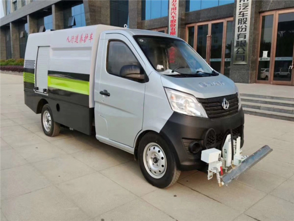 國(guó)六長(zhǎng)安2方路面清洗車 國(guó)六長(zhǎng)安2方路面清洗車