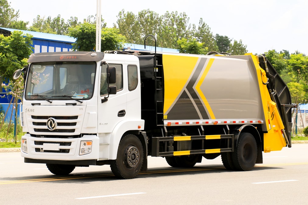 東風(fēng)錦程17方壓縮式垃圾車 東風(fēng)錦程17方壓縮式垃圾車