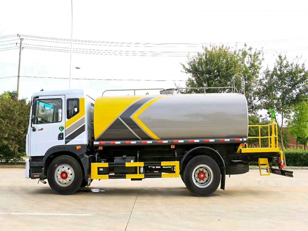 國(guó)六東風(fēng)D9 12噸/14噸灑水車 國(guó)六東風(fēng)D9 12噸/14噸灑水車