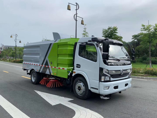 國六東風凱普特7.5方掃路車 國六東風凱普特7.5方掃路車