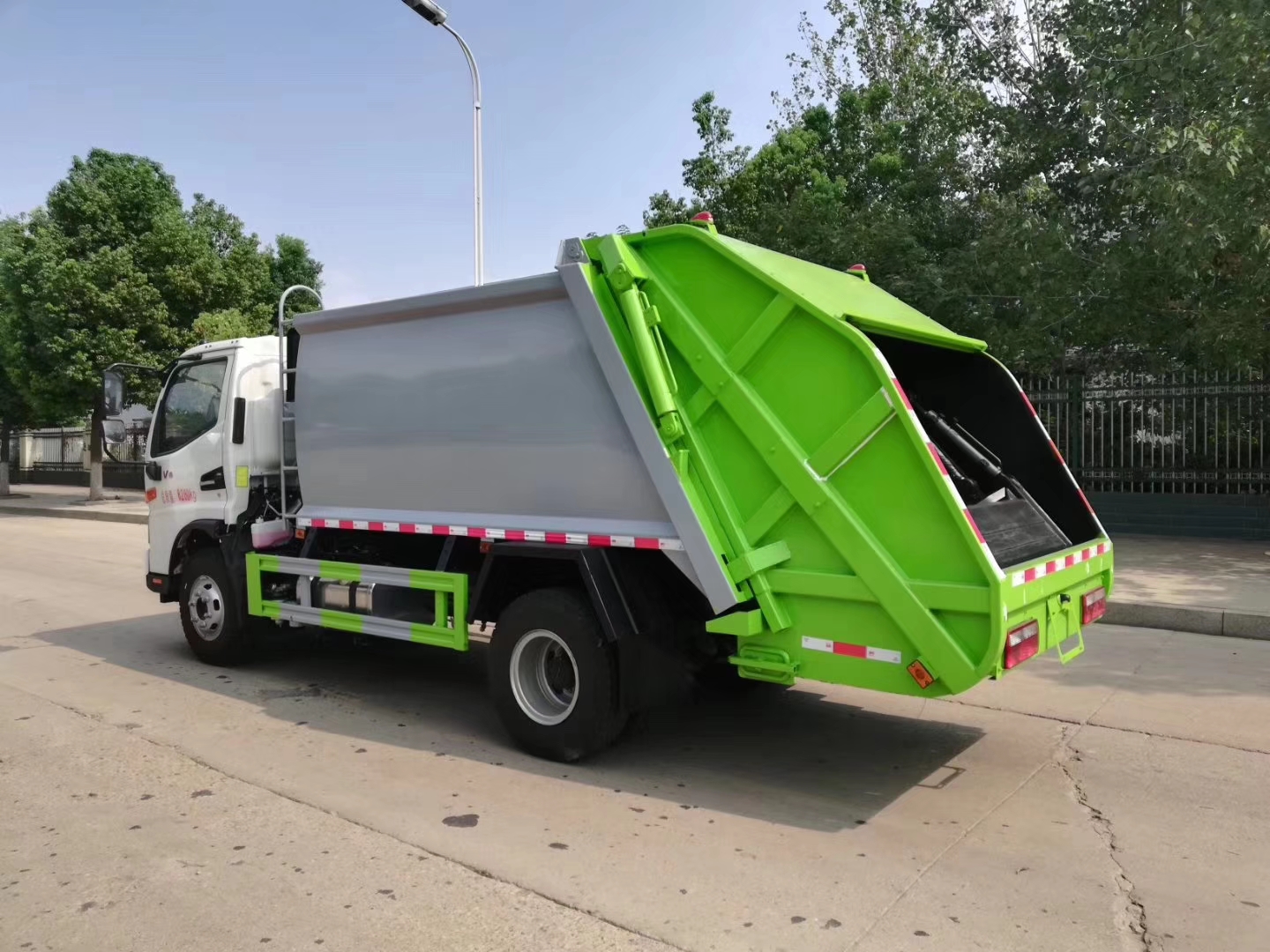 江淮駿鈴6方壓縮垃圾車 江淮駿鈴6方壓縮垃圾車