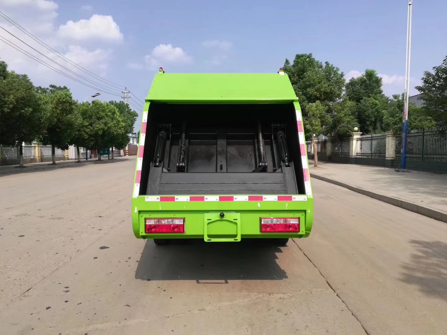 江淮駿鈴6方壓縮垃圾車 江淮駿鈴6方壓縮垃圾車