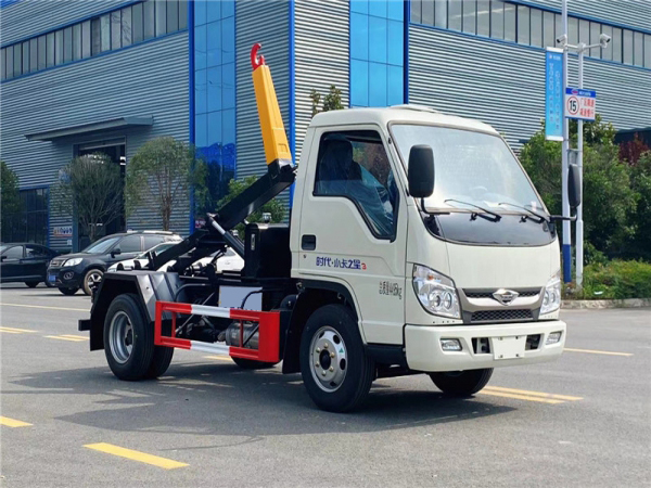 國六藍(lán)牌福田3-4方勾臂垃圾車 國六藍(lán)牌福田3-4方勾臂垃圾車