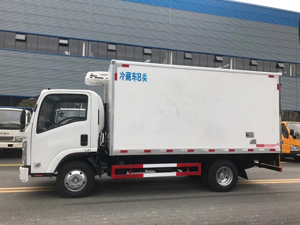 國(guó)六慶鈴五十鈴KV600冷藏車 國(guó)六慶鈴五十鈴KV600冷藏車