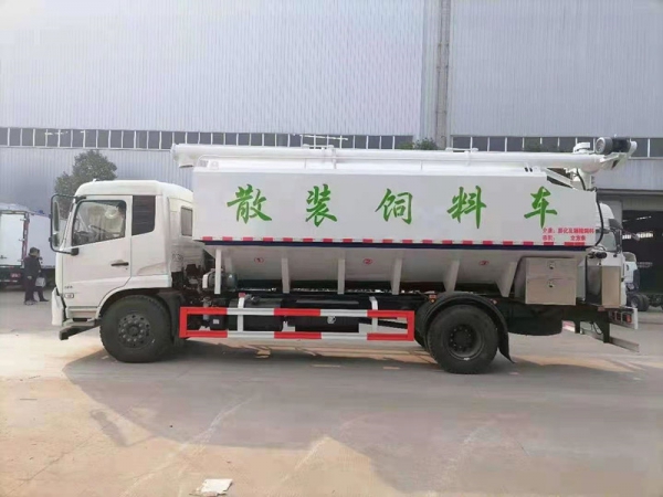 東風(fēng)天錦20-24方散裝飼料運(yùn)輸車 東風(fēng)天錦20-24方散裝飼料運(yùn)輸車