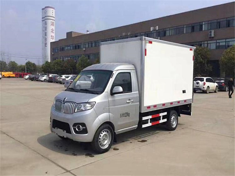 國(guó)六金杯T30冷藏車(chē)2.7米 國(guó)六金杯T30冷藏車(chē)2.7米
