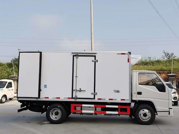 江鈴順達(dá)寬體冷藏車(chē) 江鈴順達(dá)寬體冷藏車(chē)