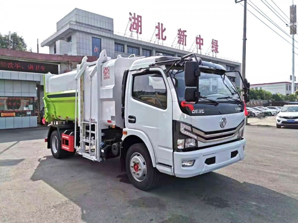 國(guó)六【10立方】 多利卡D7右側(cè)掛桶垃圾車 國(guó)六【10立方】 多利卡D7右側(cè)掛桶垃圾車