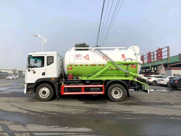 國六【10-12立方 】東風(fēng)多利卡D9吸污車 國六【10-12立方 】東風(fēng)多利卡D9吸污車