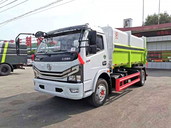 國(guó)六【10立方】 多利卡D7右側(cè)掛桶垃圾車 國(guó)六【10立方】 多利卡D7右側(cè)掛桶垃圾車