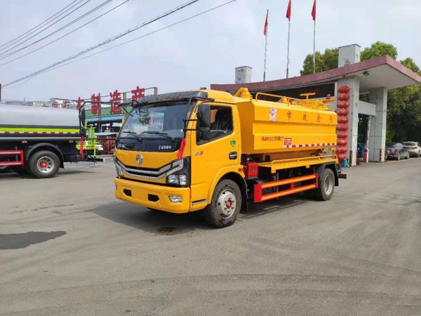 國六東風(fēng)凱普特K7/東風(fēng)多利卡D7清洗吸污車 國六東風(fēng)凱普特K7/東風(fēng)多利卡D7清洗吸污車