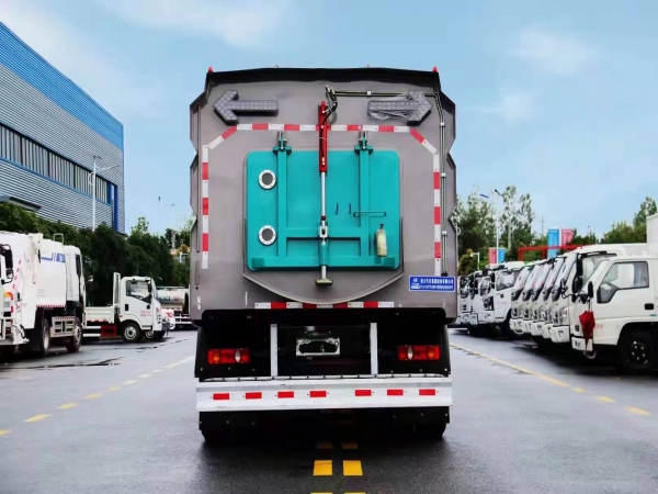 東風(fēng)天錦純電動(dòng)洗掃車 東風(fēng)天錦純電動(dòng)洗掃車