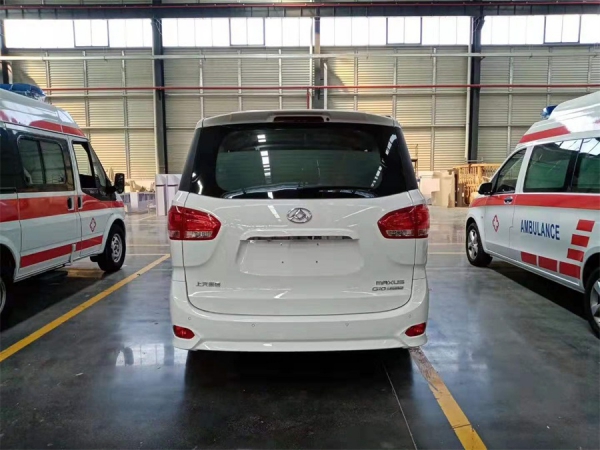 國六上汽大通G10轉(zhuǎn)運(yùn)型救護(hù)車 國六上汽大通G10轉(zhuǎn)運(yùn)型救護(hù)車
