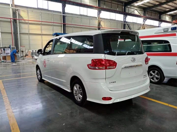 國六上汽大通G10轉(zhuǎn)運(yùn)型救護(hù)車 國六上汽大通G10轉(zhuǎn)運(yùn)型救護(hù)車