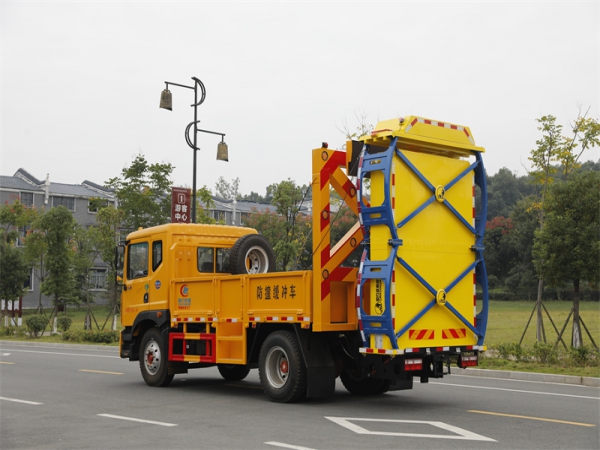D9防撞車 D9防撞車