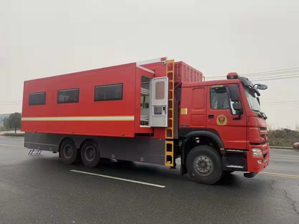 擴展倉指揮車 擴展倉指揮車