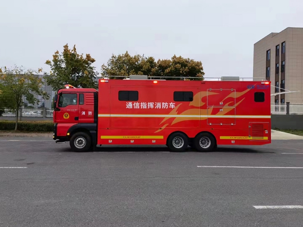通訊指揮車 通訊指揮車
